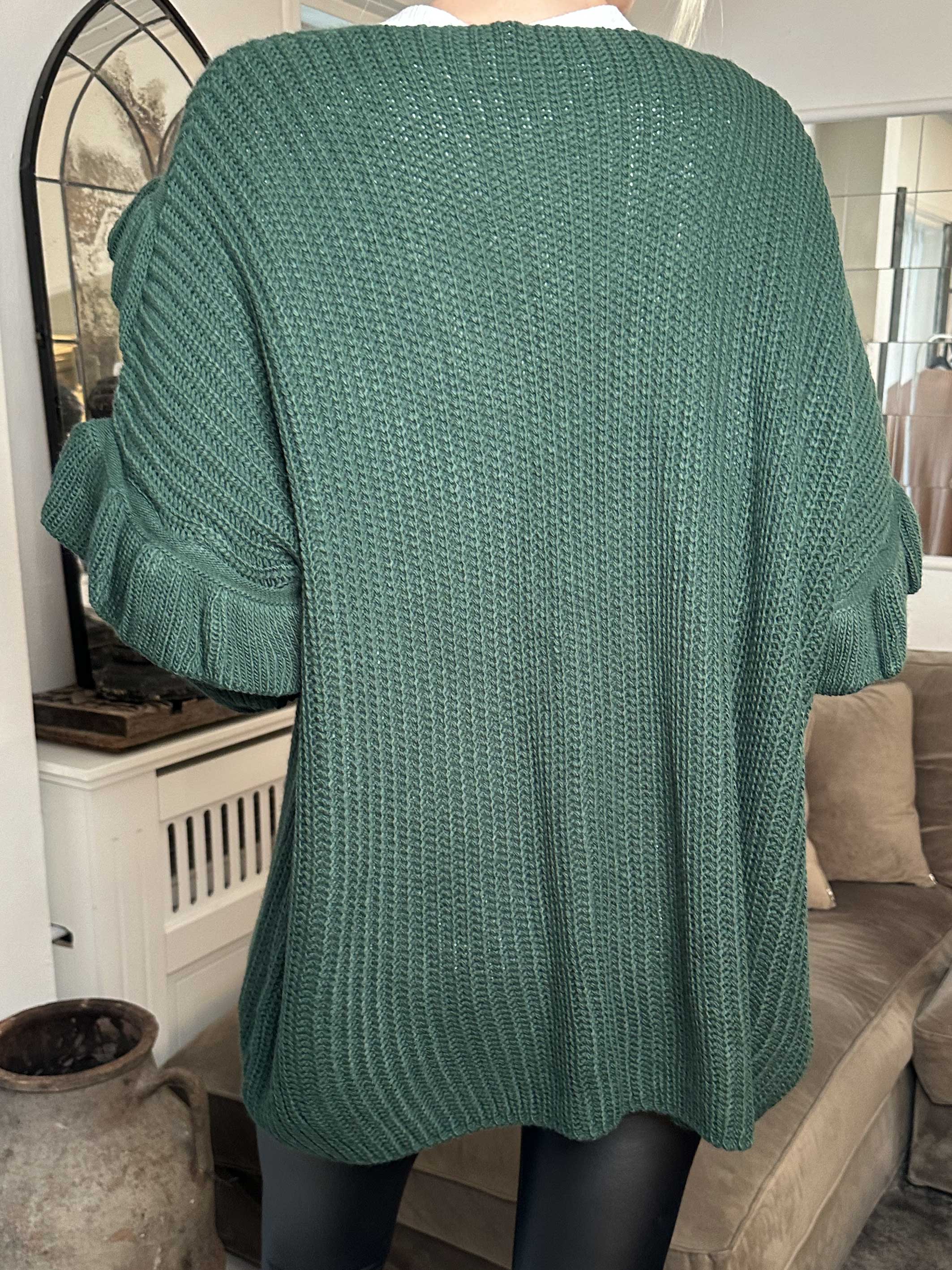 Ellis Cardigan - Lækker strikcardigan med fine flæsedetaljer